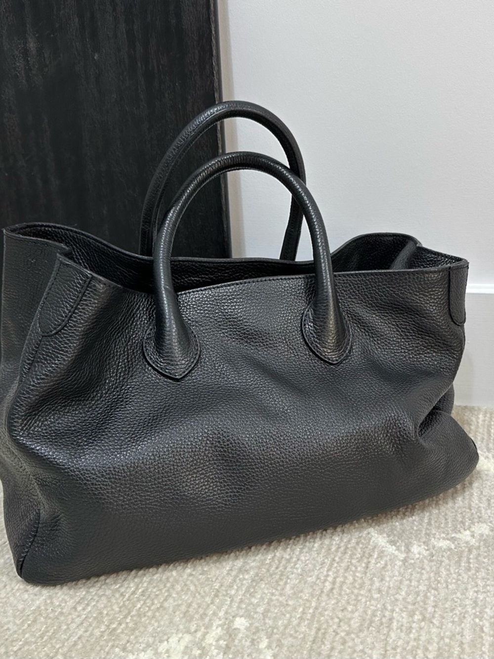 Mark & Graham ELISABETTA SLOUCH LEATHER HANDBAG - Picture 2 of 8